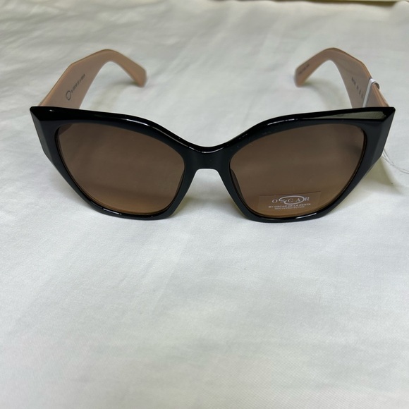 NWT sunglasses Oscar de la renta beige and Black. - Picture 1 of 8